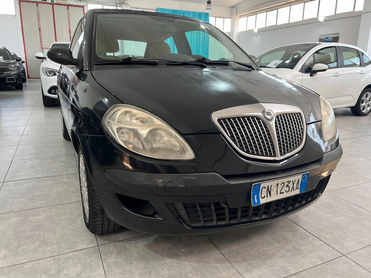 Lancia Ypsilon 1.2 80 CV - PLATINO - 2005