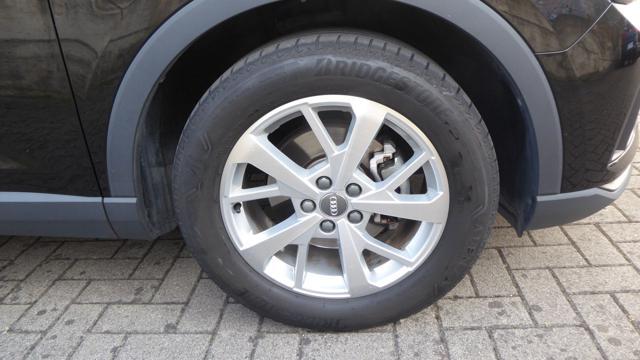 AUDI Q3 35 TFSI Business