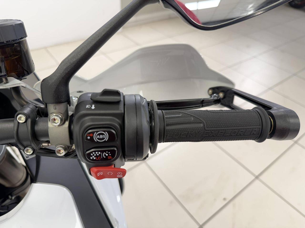 MV Agusta LXP 931 Orioli