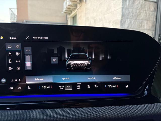 AUDI A6 Avant TDI 150 kW S tronic quattro S line edition one.