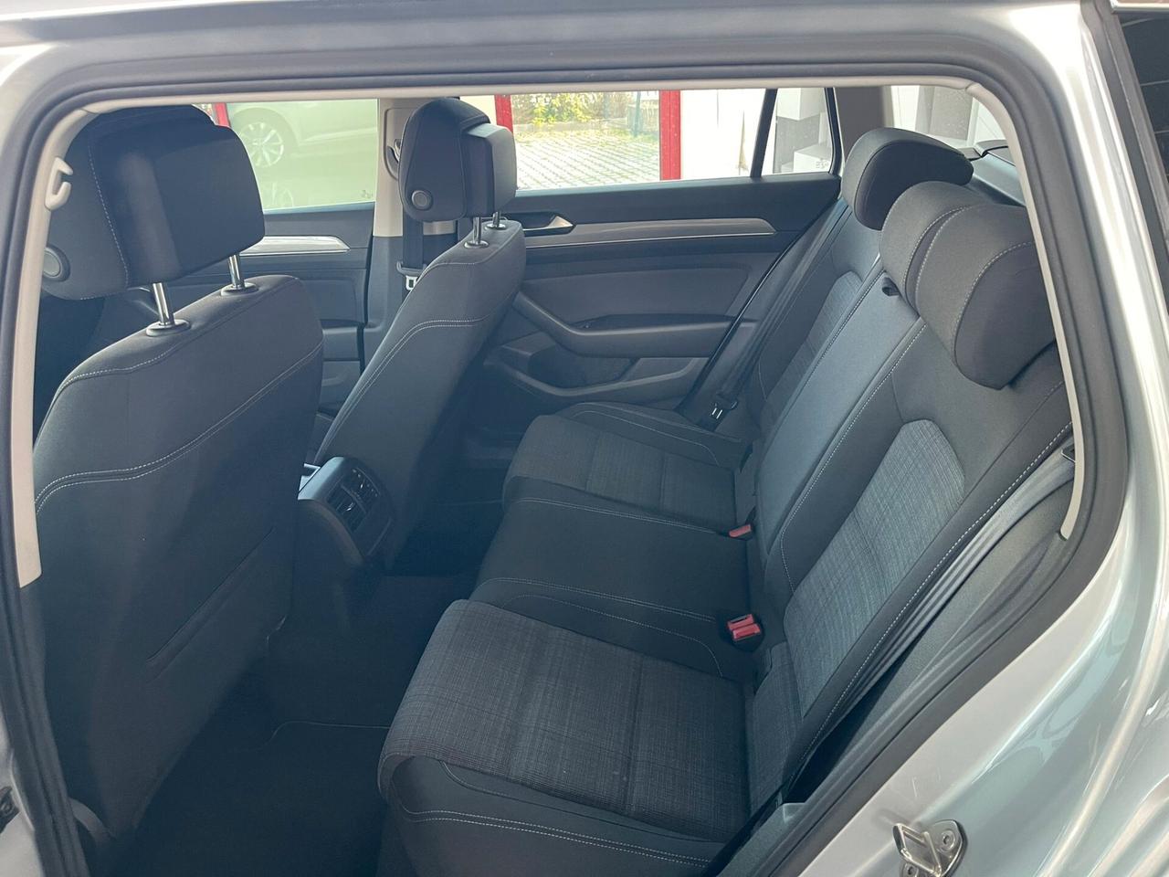 Volkswagen Passat Variant 2.0 TDI SCR EVO DSG Business