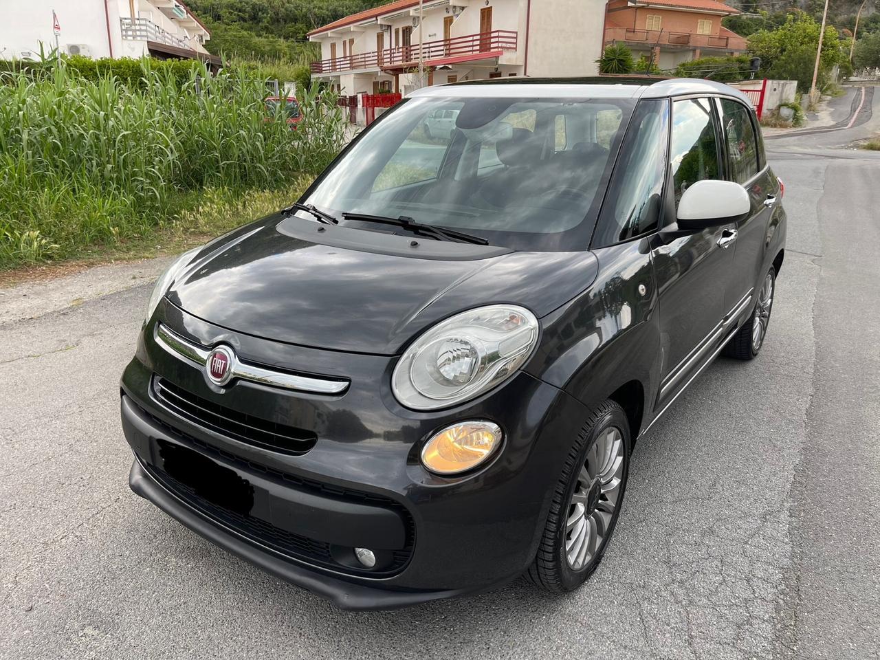 Fiat 500L 1.6 Multijet 120 CV (DOMMYcars)