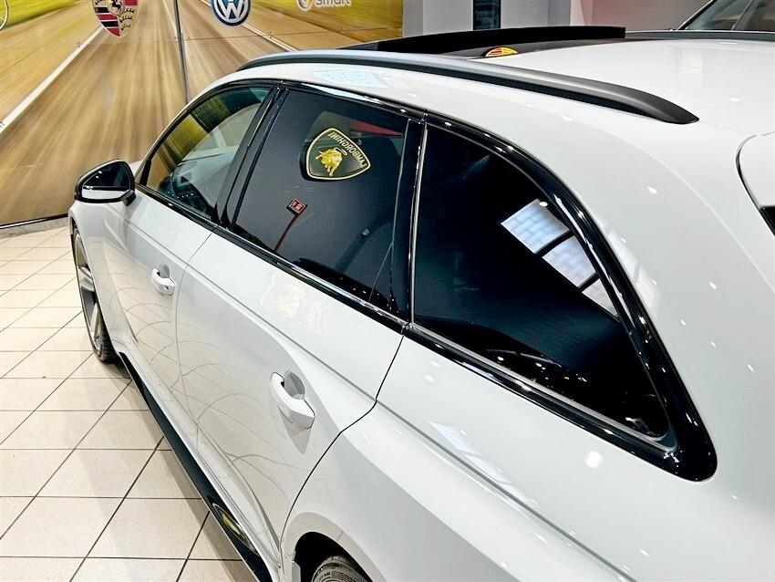 Audi RS 4 Avant