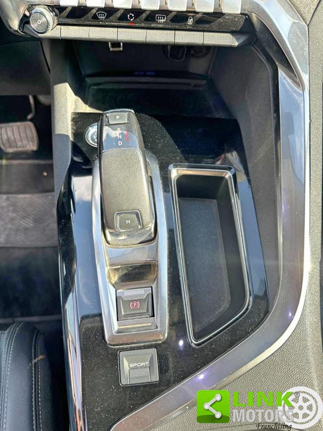 PEUGEOT 3008 BlueHDi 130 S&S EAT8 Allure 12 MESI DI GARANZIA