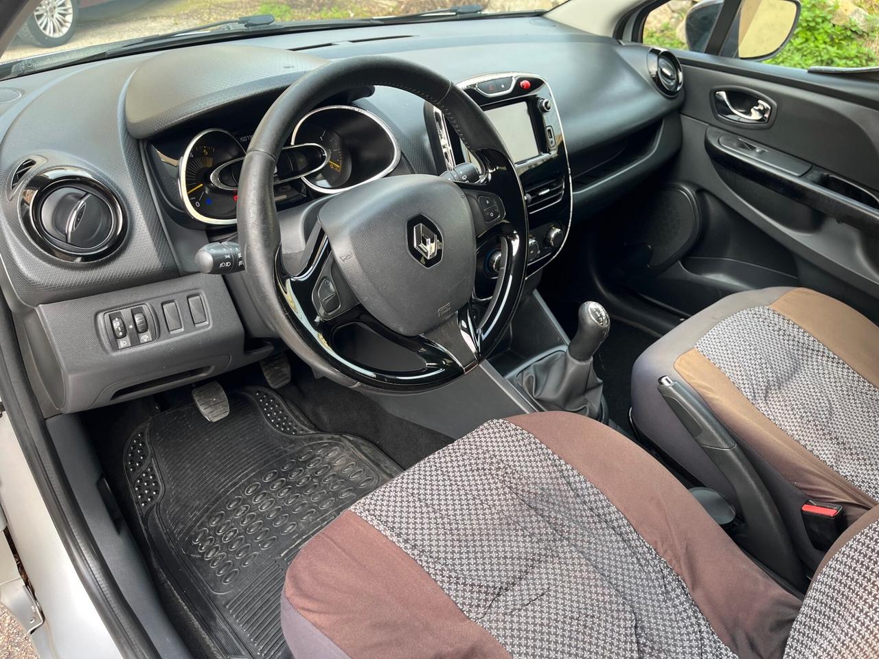 Renault Clio Sporter 1.5 dCi 8V 75CV Live