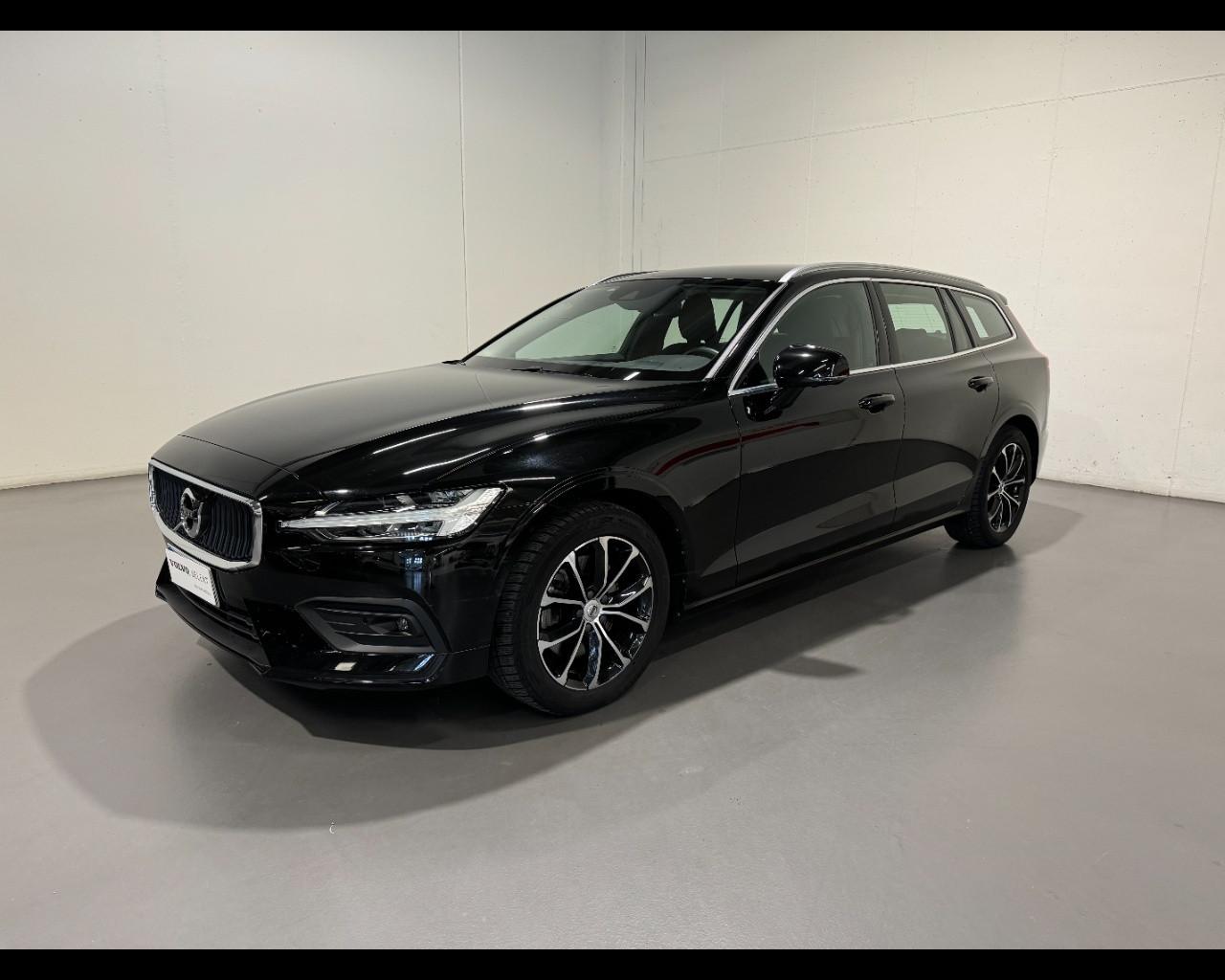 VOLVO V60 B4 MOMENTUM BUSINESS PRO AUTO