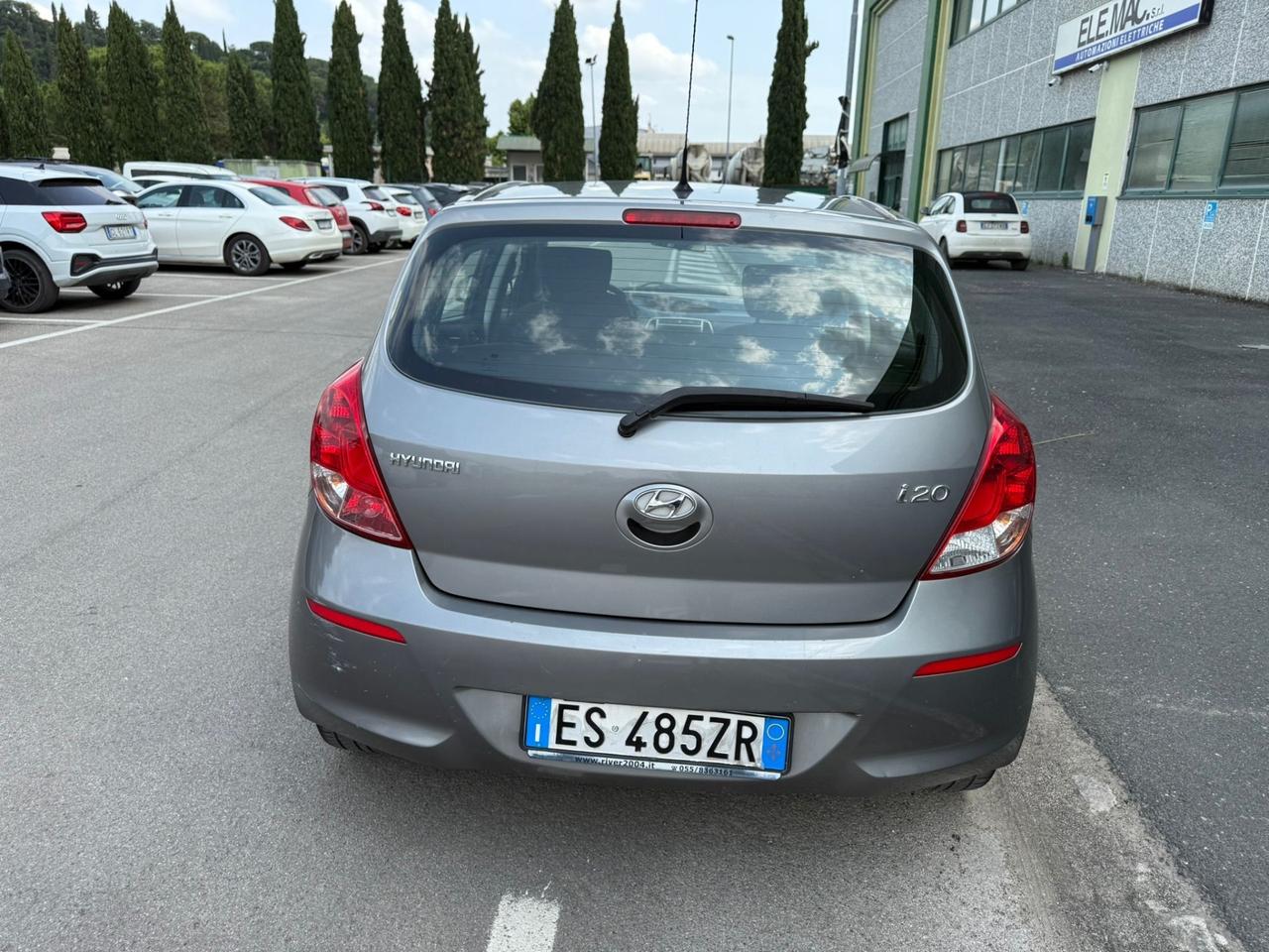 Hyundai i20 1.2 5p. 2013 137.000 KM