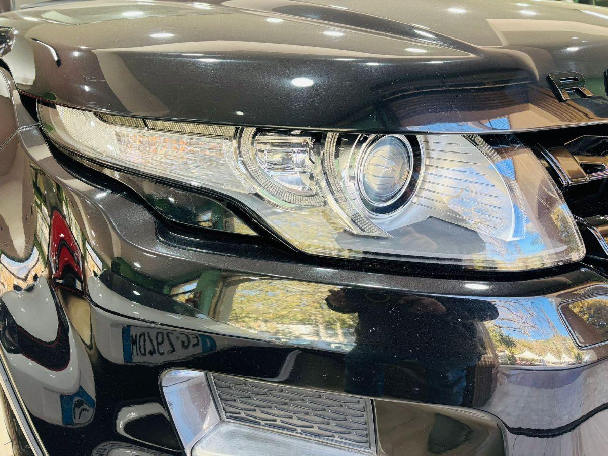 Land Rover Evoque 2.2 TD4 150cv Autom. Total Black