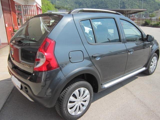 Dacia Sandero Stepway 1.5 dCi 70CV NEOPATENTATI