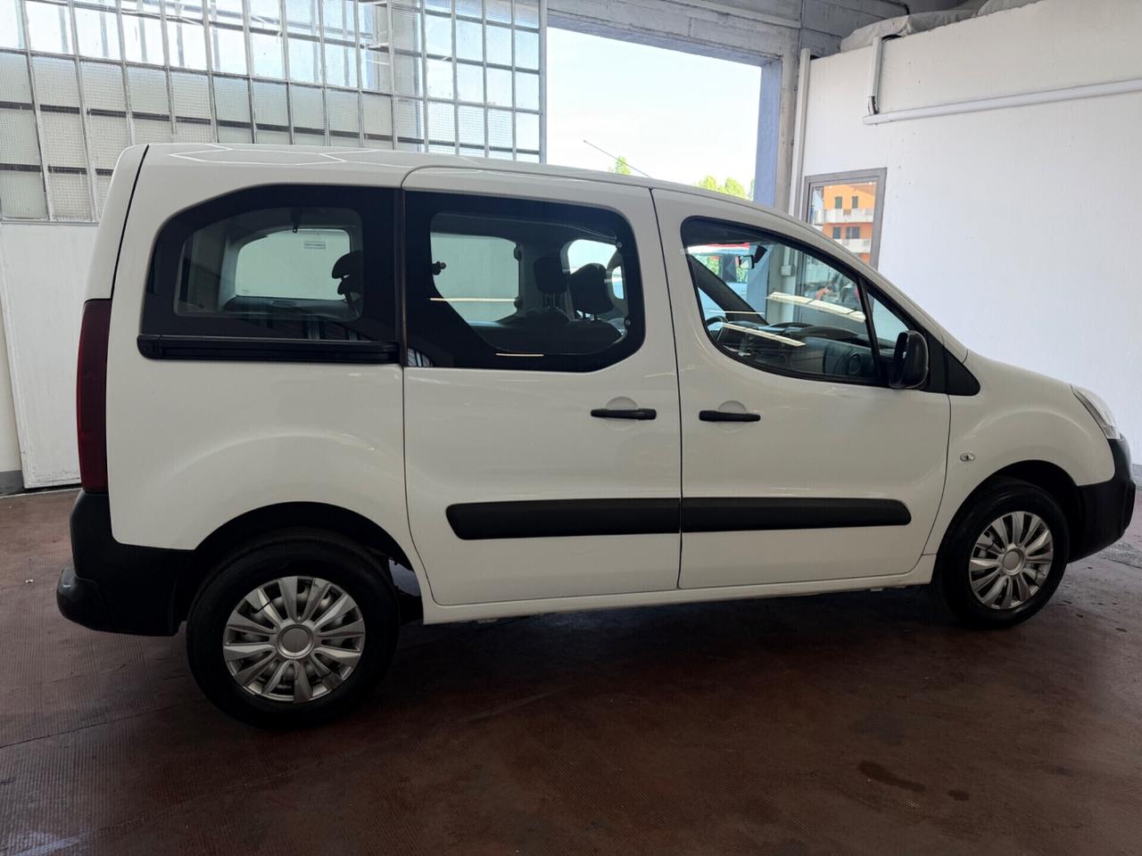 Peugeot Partner Tepee BlueHDi 75 Access