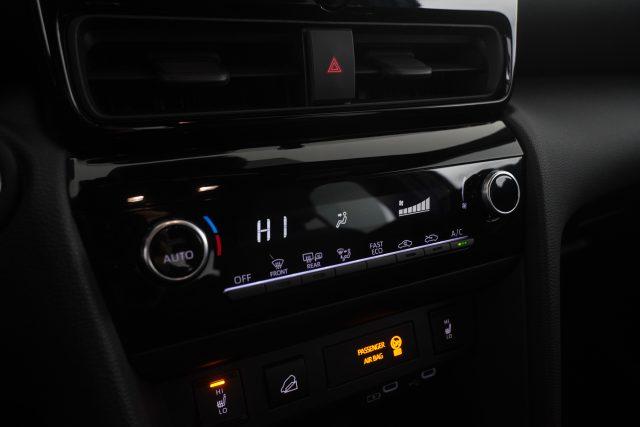 TOYOTA Yaris Cross Yaris Cross 1.5 Hybrid 5p. E-CVT AWD-i Trend