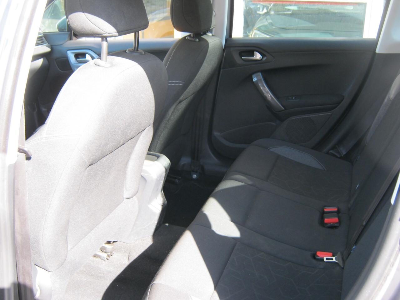 Peugeot 2008 Blue HDi 100 Active euro 6