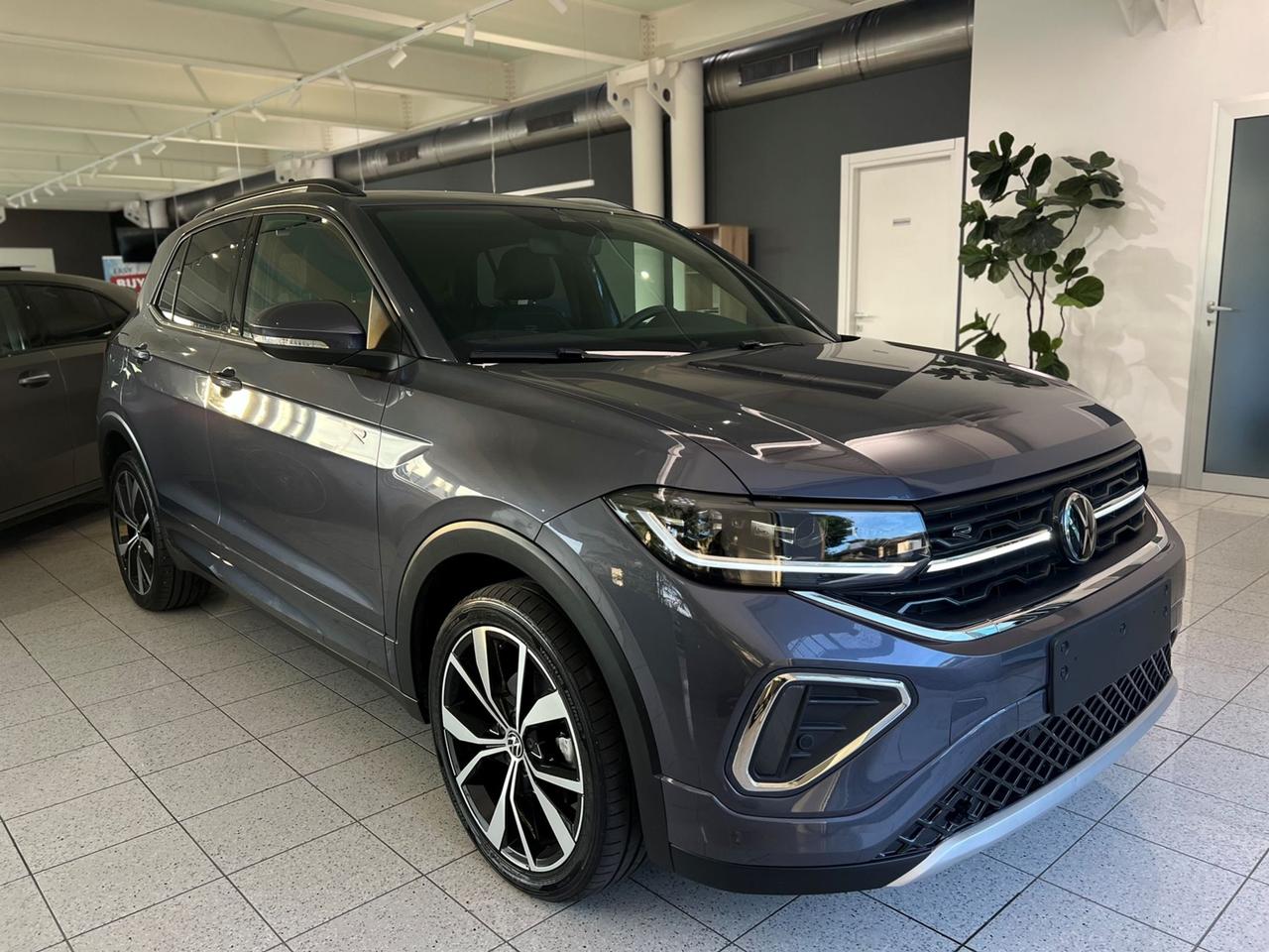 VOLKSWAGEN T-Cross 2024 1.0 tsi R-Line 115cv dsg