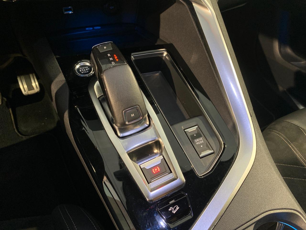Peugeot 3008 BlueHDi 130 S&S EAT8 GT
