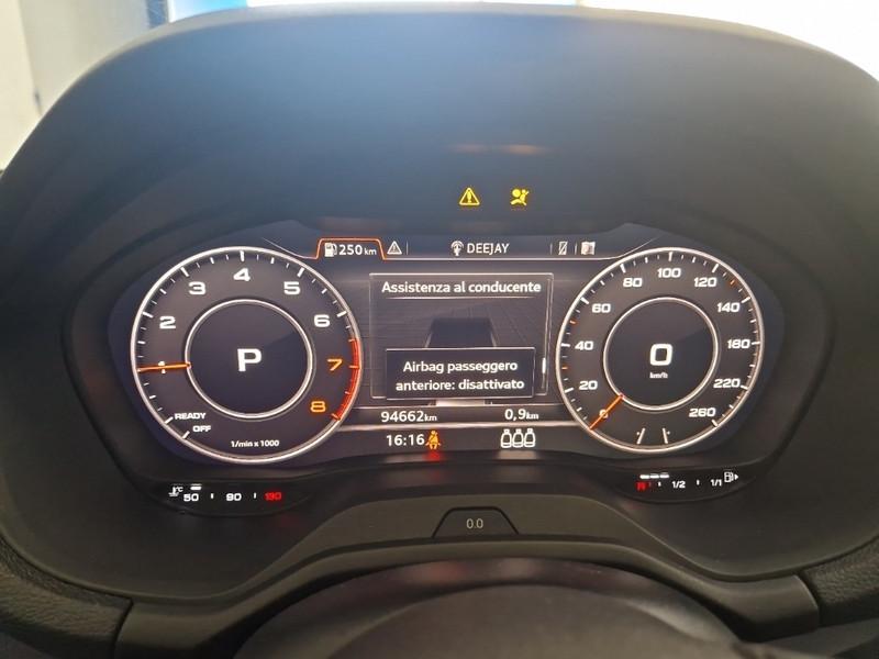 AUDI Q2 1.5 35 TFSI BUSINESS S TRONIC