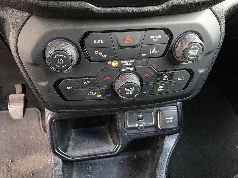 Jeep Renegade 1.0 T3 Night Eagle NAVI + GANCIO TRAINO