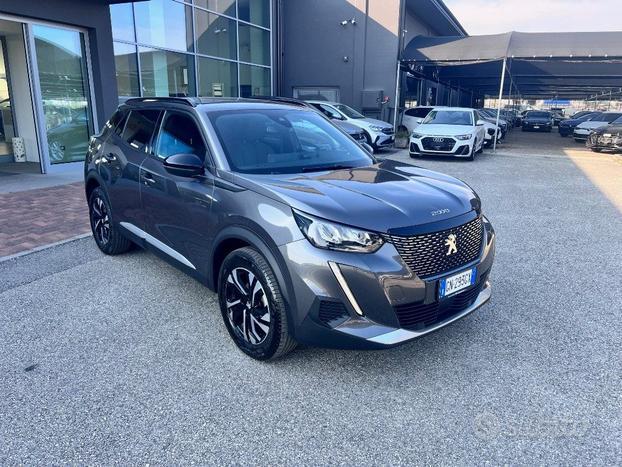 PEUGEOT 2008 PureTech 100 S&S Allure Pack