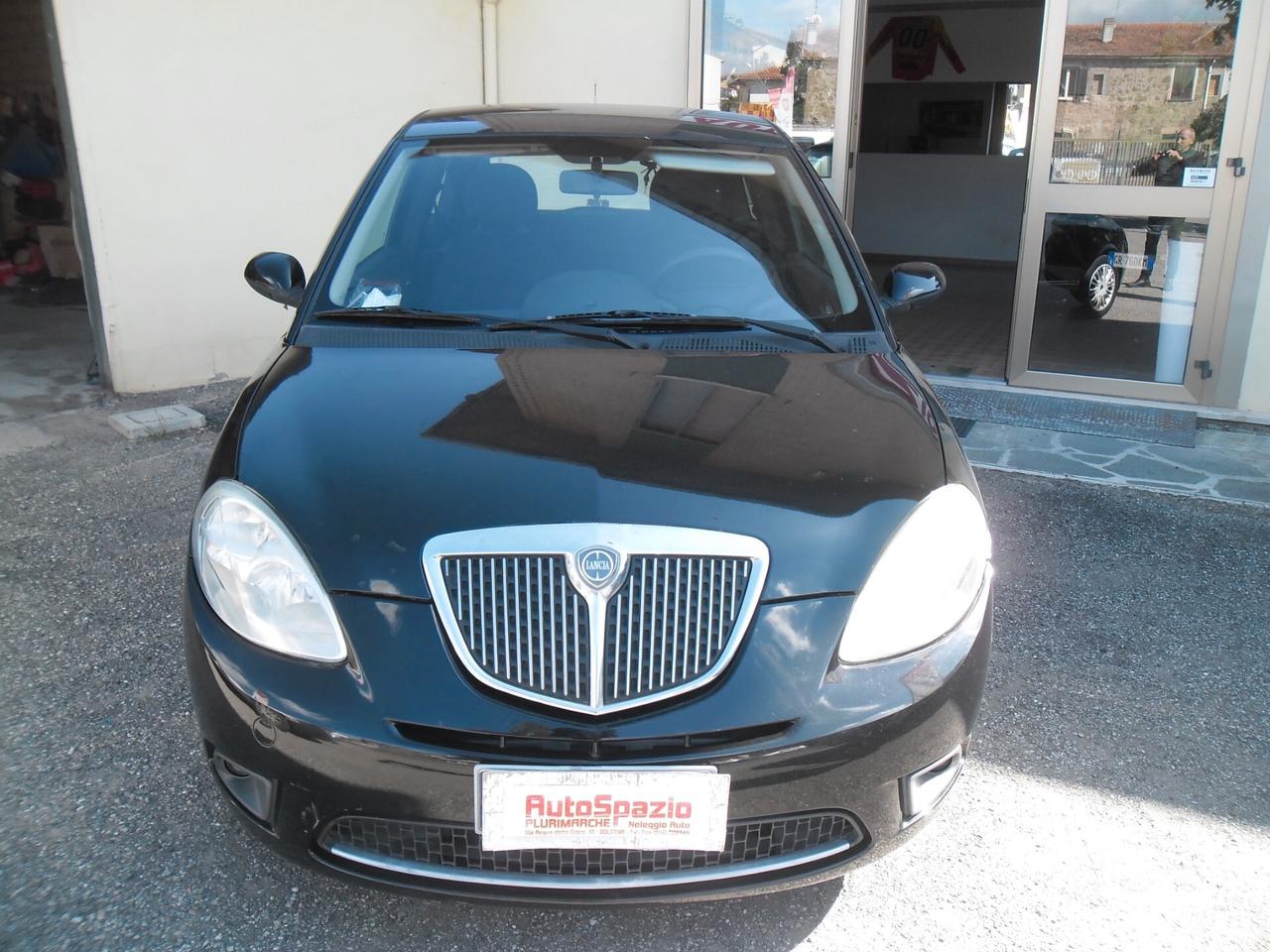 Lancia Ypsilon 1.2 Argento