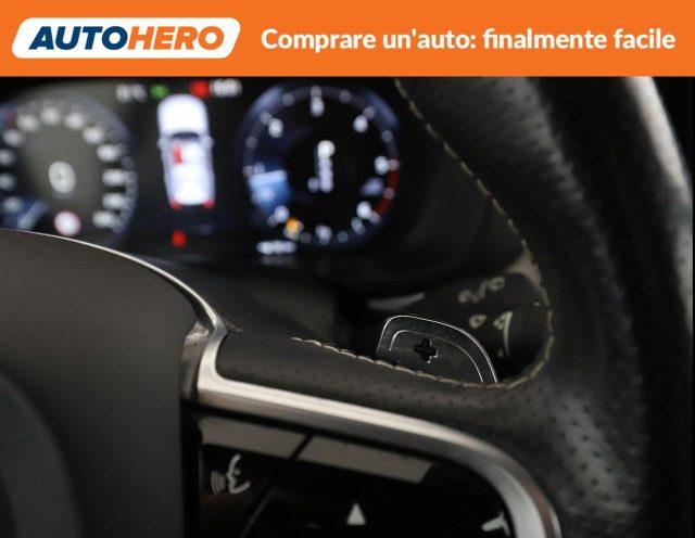 VOLVO XC60 D4 AWD R-design