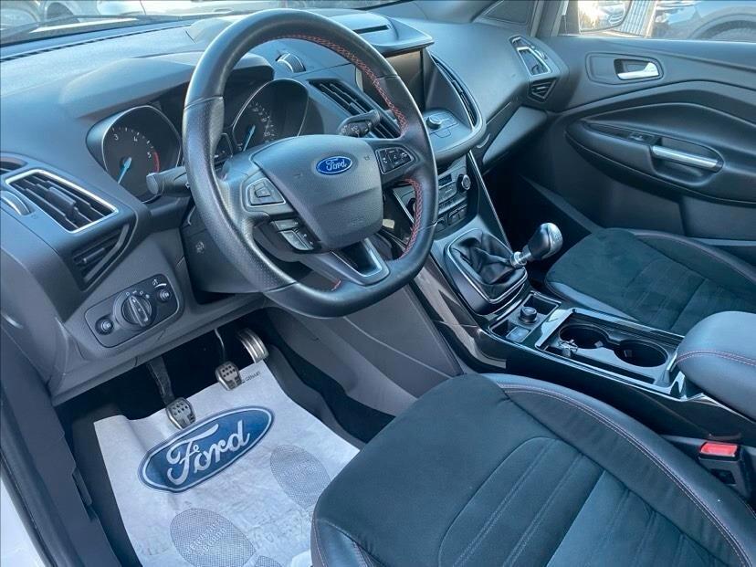Ford Kuga 1.5 TDCI 120 CV S&S 2WD ST-Line