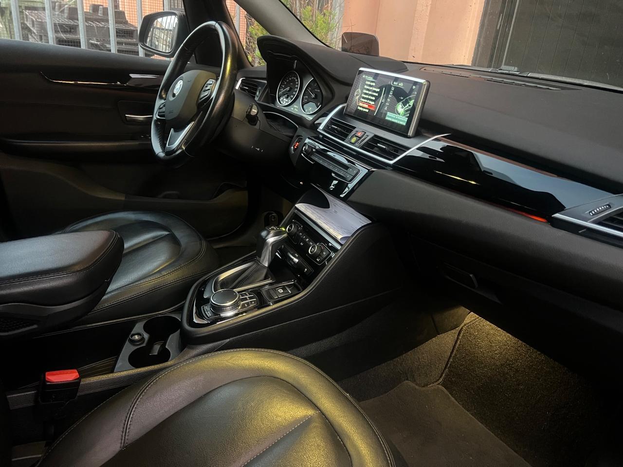 Bmw 218d active tourer Advantage
