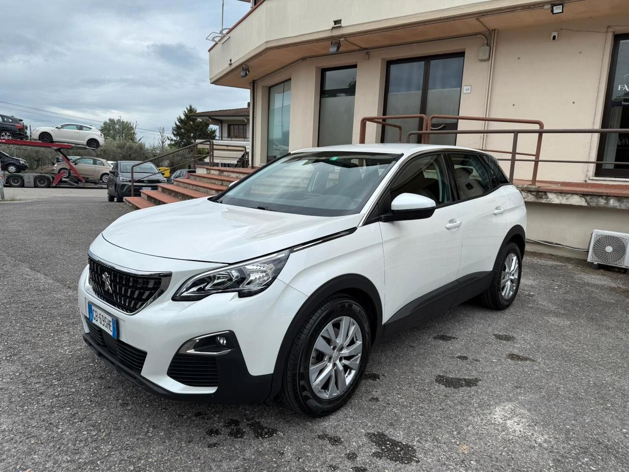 Peugeot 3008 BlueHDi 130 S&S EAT8 Business