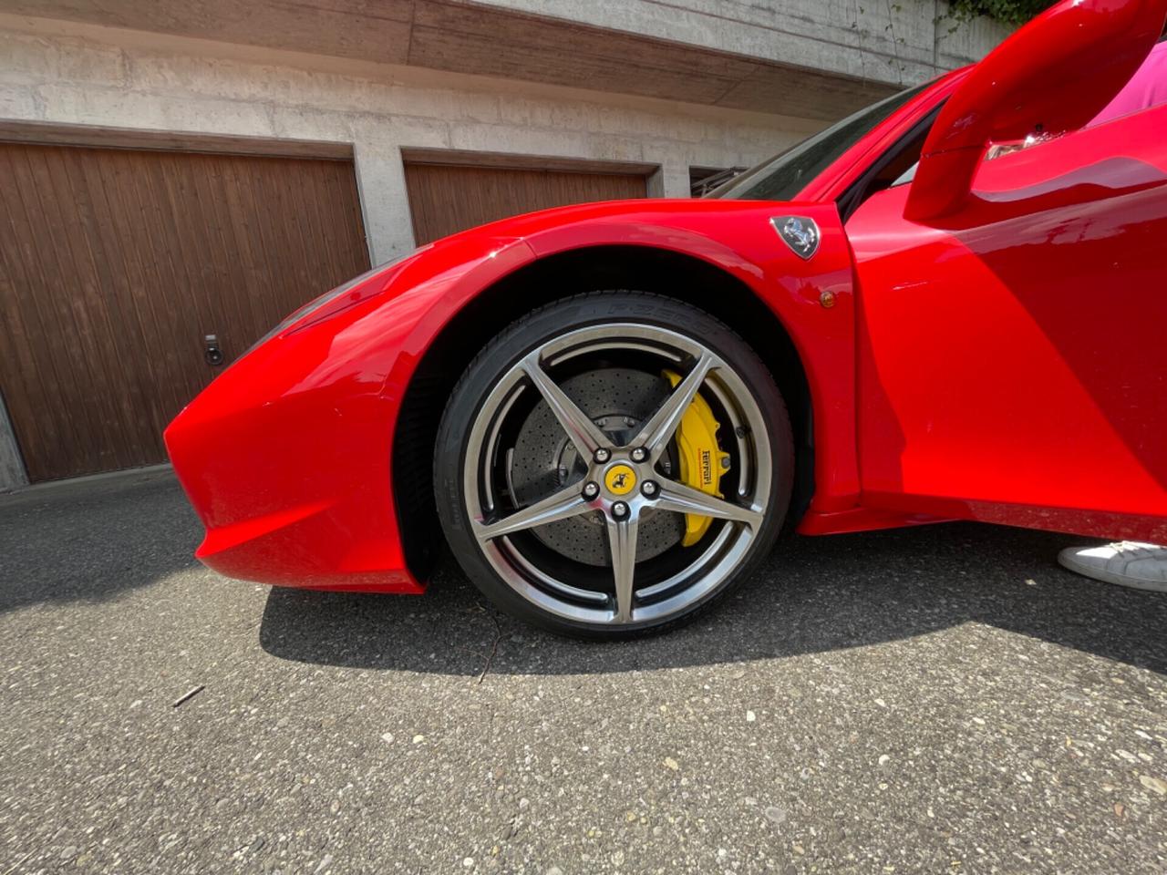 Ferrari 458 Italia DCT