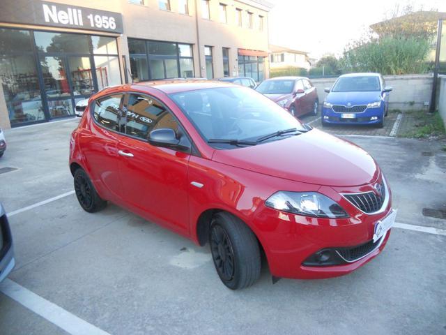 LANCIA Ypsilon 1.0 FireFly 5 porte S&S Hybrid Silver