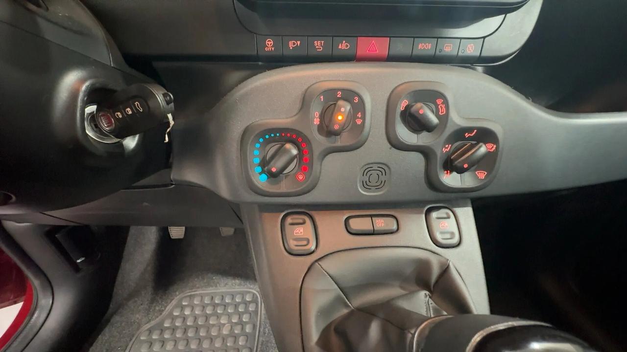 Fiat Panda Cross 1.0 FireFly S&S Hybrid
