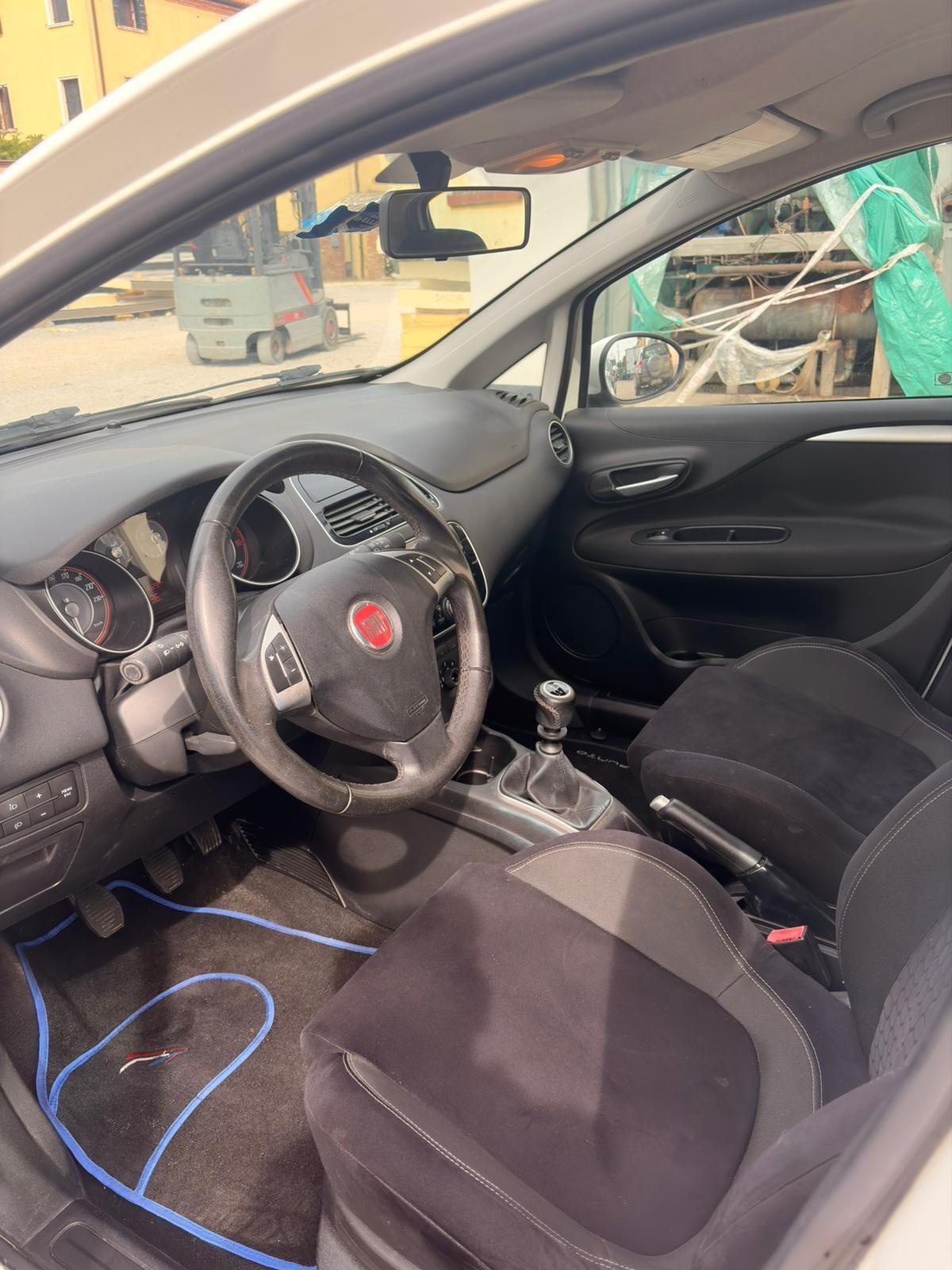 Fiat Grande Punto 1.4 5 porte METANO -2013