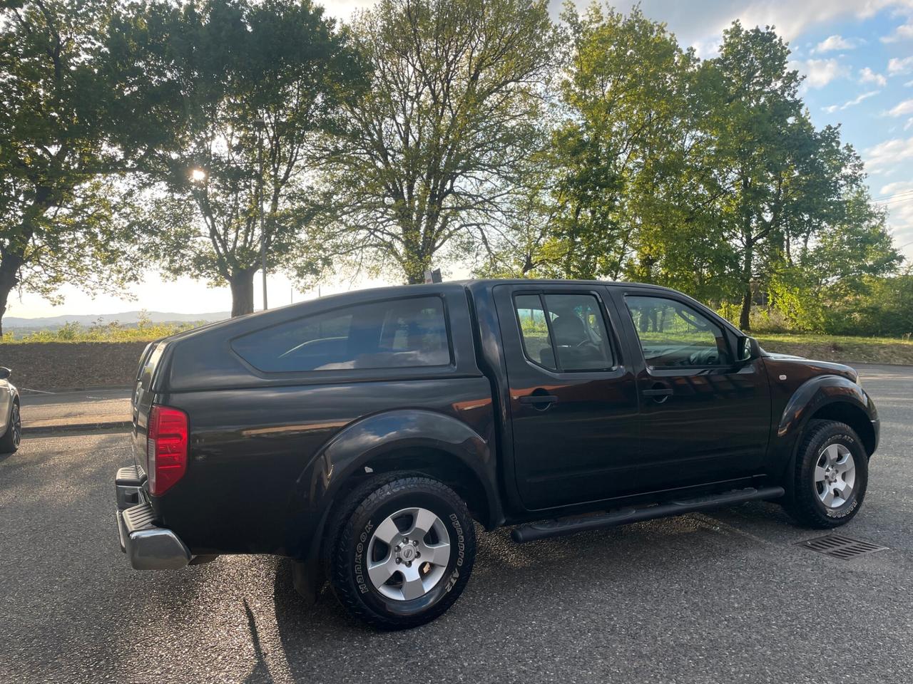 Nissan Navara 2.5 dCi 4 porte Double Cab LE HARD TOP