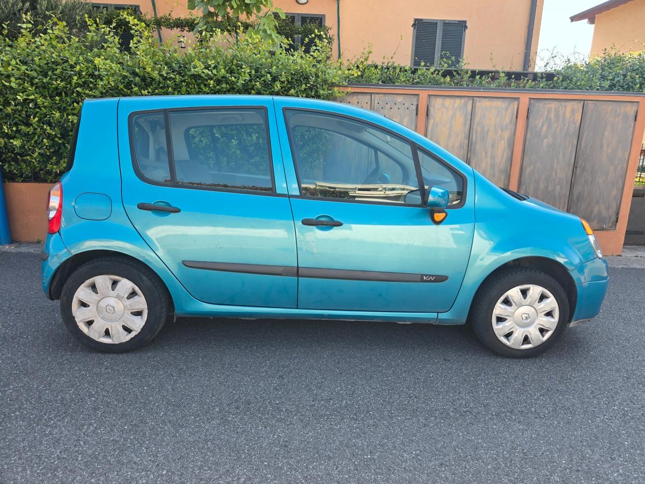 RENAULT MODUS 1.2 "OK PER NEOPATENTATI"