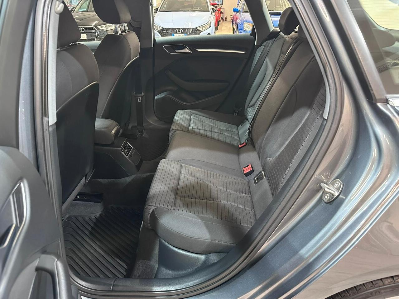 AUDI A3 SBK 30 1.6TDI 116CV 2019 MANUALE