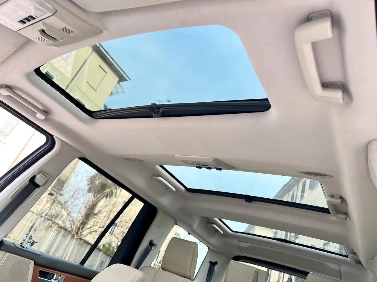 Land Rover Discovery 4 3.0 TDV6 211CV HSE