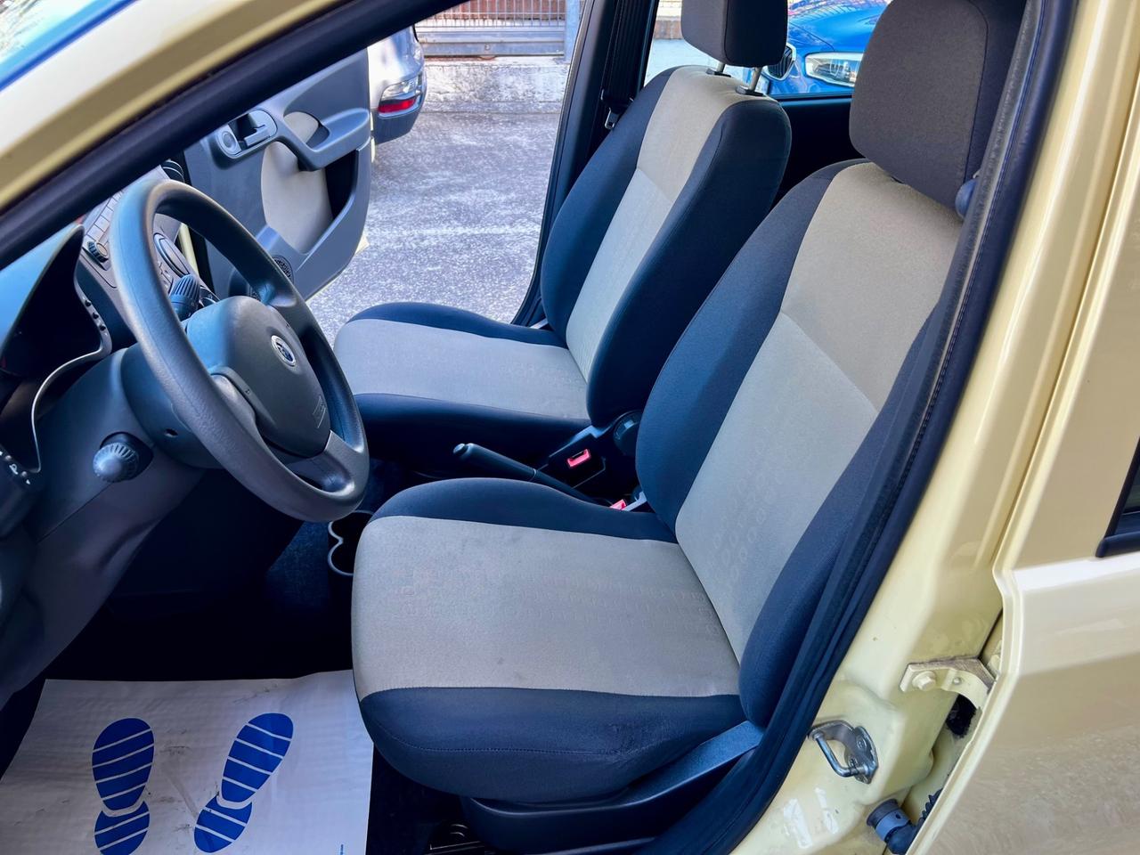 Fiat Panda 1.2 cambio automatico 64.000km