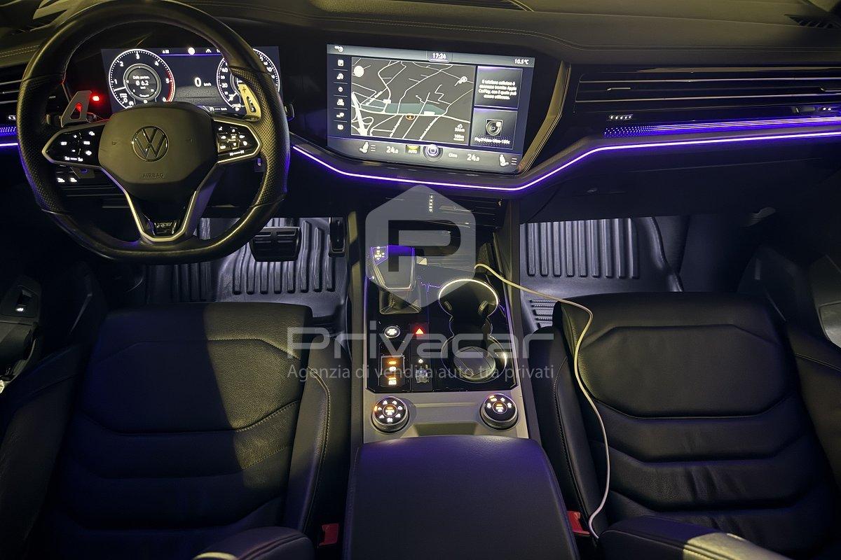 VOLKSWAGEN Touareg 3.0 V6 TDI SCR Black Style