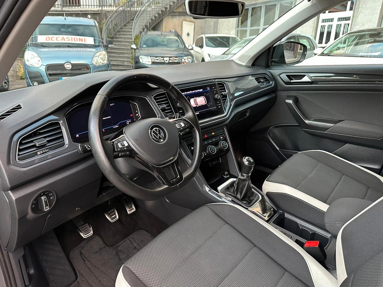 Volkswagen T-Roc 1.6 TDI SCR Business BlueMotion Technology
