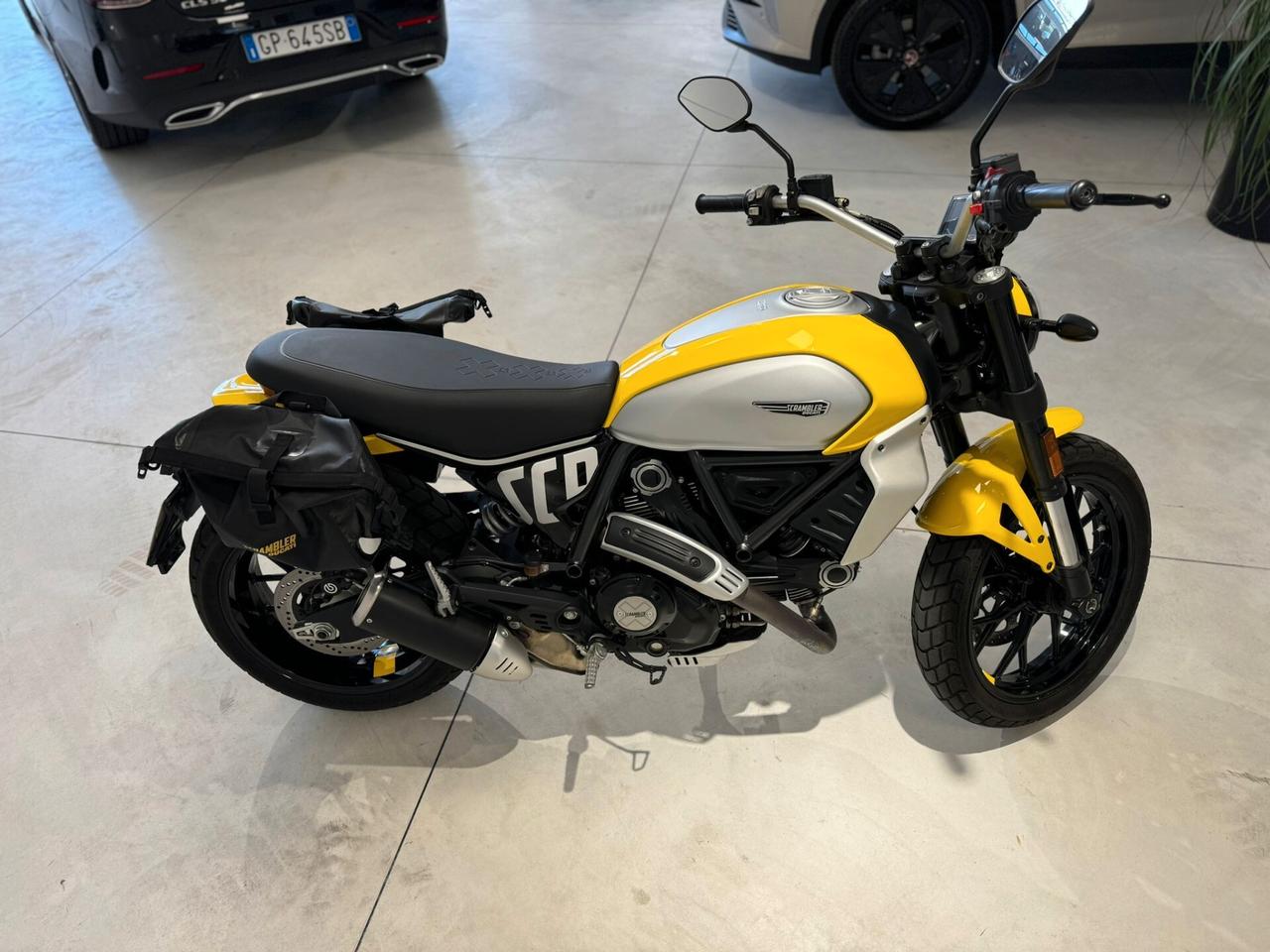 Ducati Scrambler 800 Icon - 2023