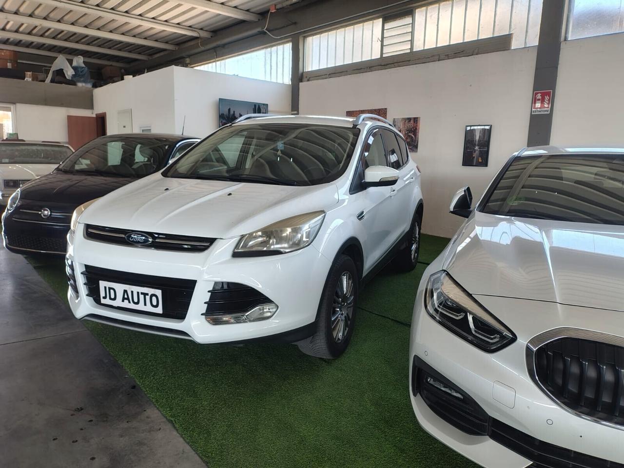 Ford Kuga 2.0 TDCI 140 CV 4WD Titanium