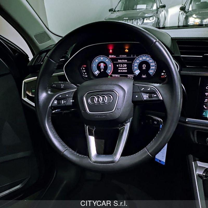 Audi Q3 35 TDI S tronic Business