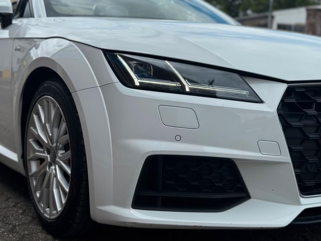 Audi TT Roadster 40 TFSI S tronic