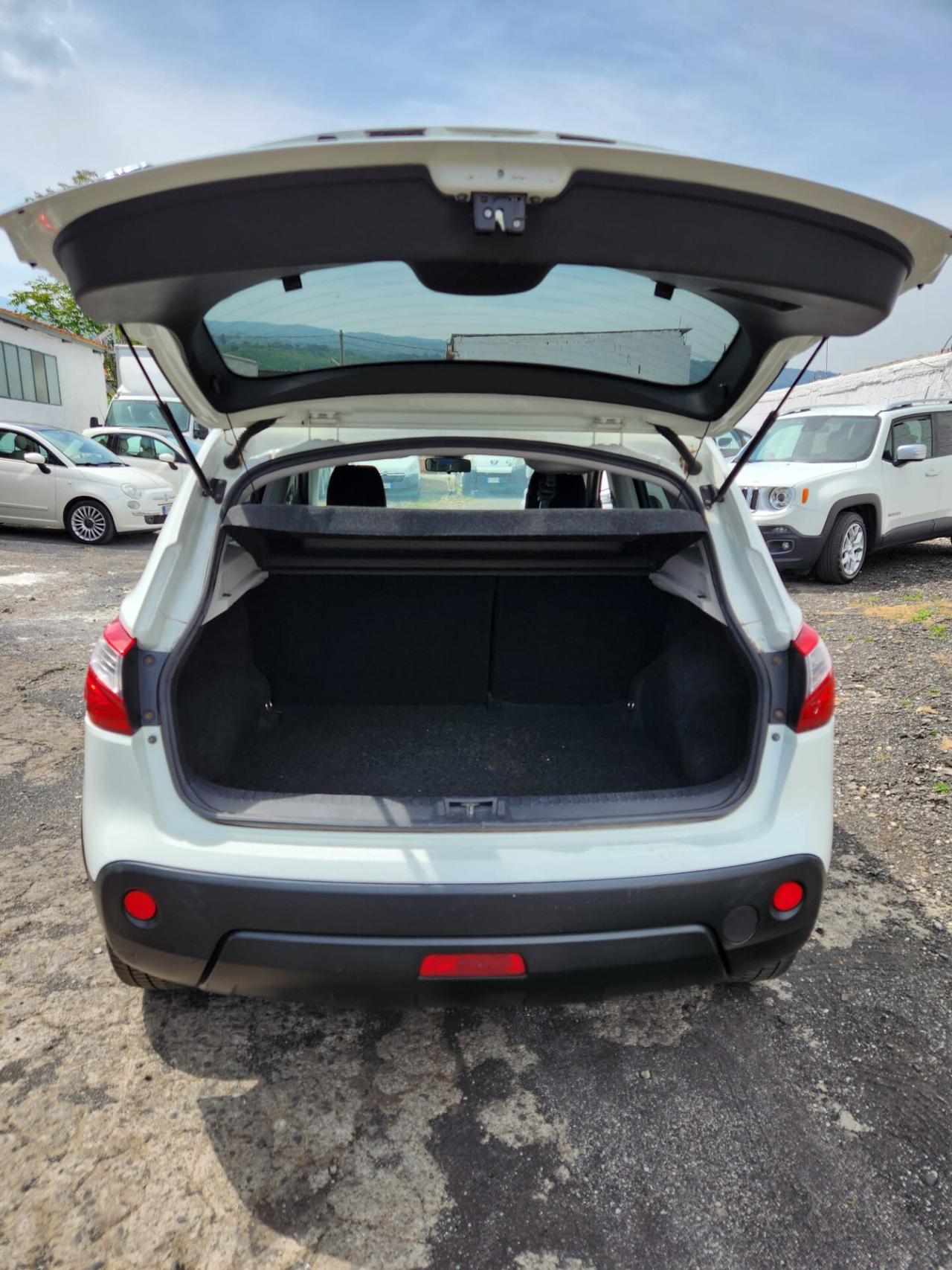 Nissan Qashqai 1.5 dCi DPF Tekna