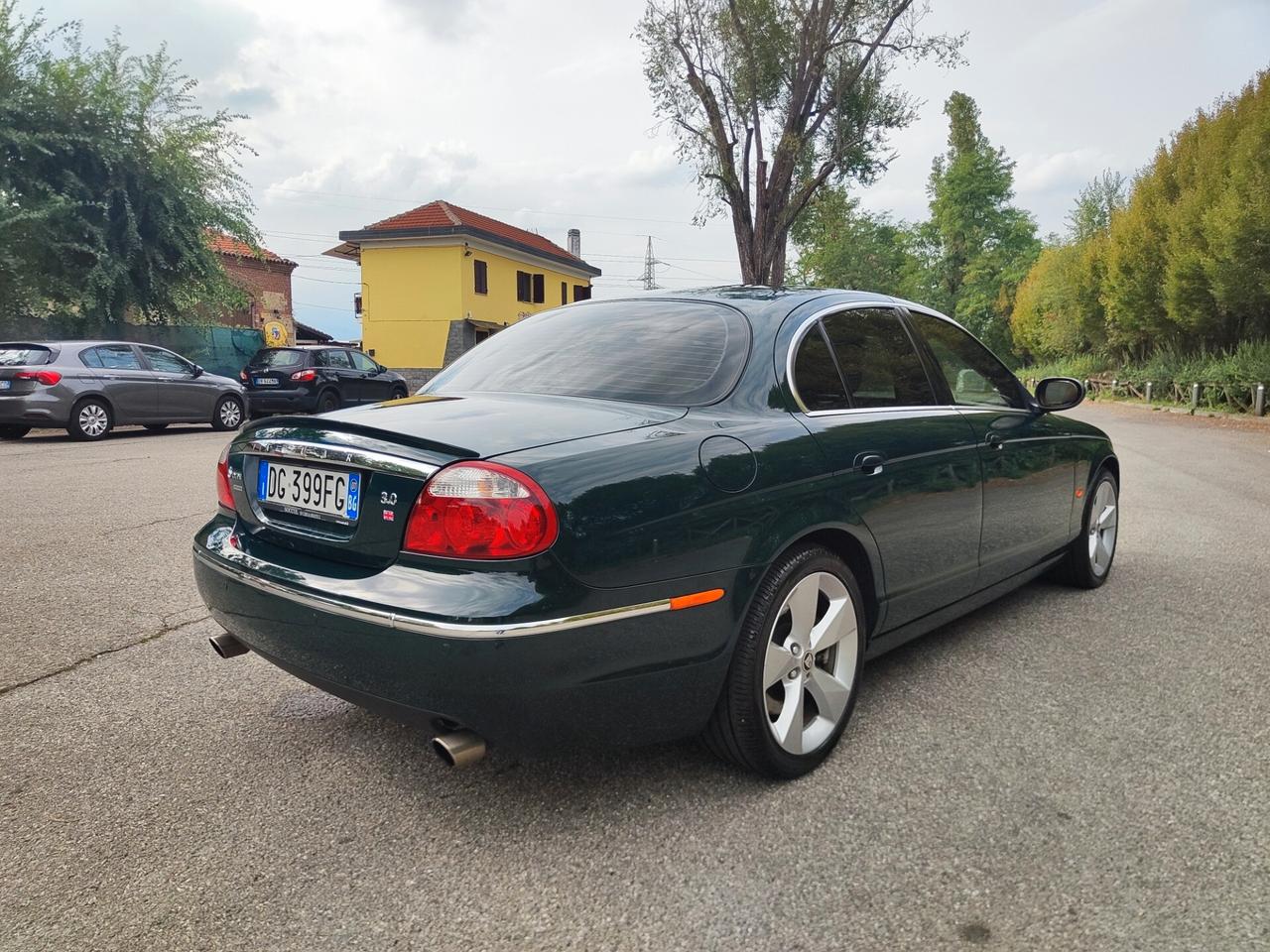 Jaguar S-Type 3.0 V6 Executive