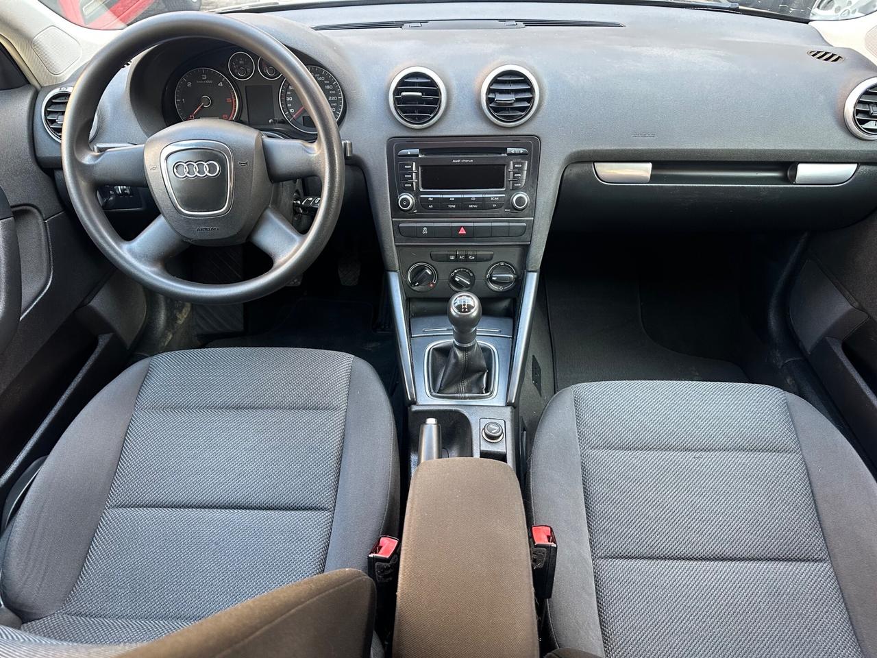 Audi A3 SPB 1.6 TDI 90 CV OK NEOPATENTATI