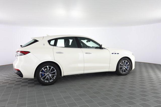 MASERATI Levante Levante 330 CV MHEV AWD GT