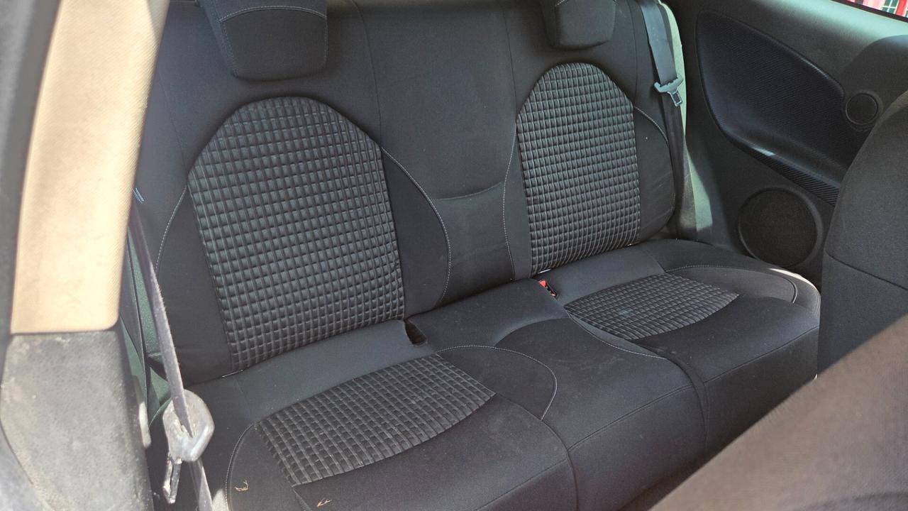 Alfa Romeo MiTo 1.4 105 CV M.air Distinctive Premium Pack