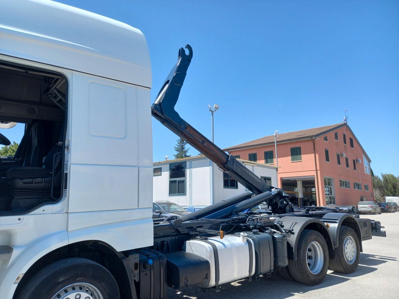 DAF XF 510 FAX - Impianto scarrabile 26 TON (C2)