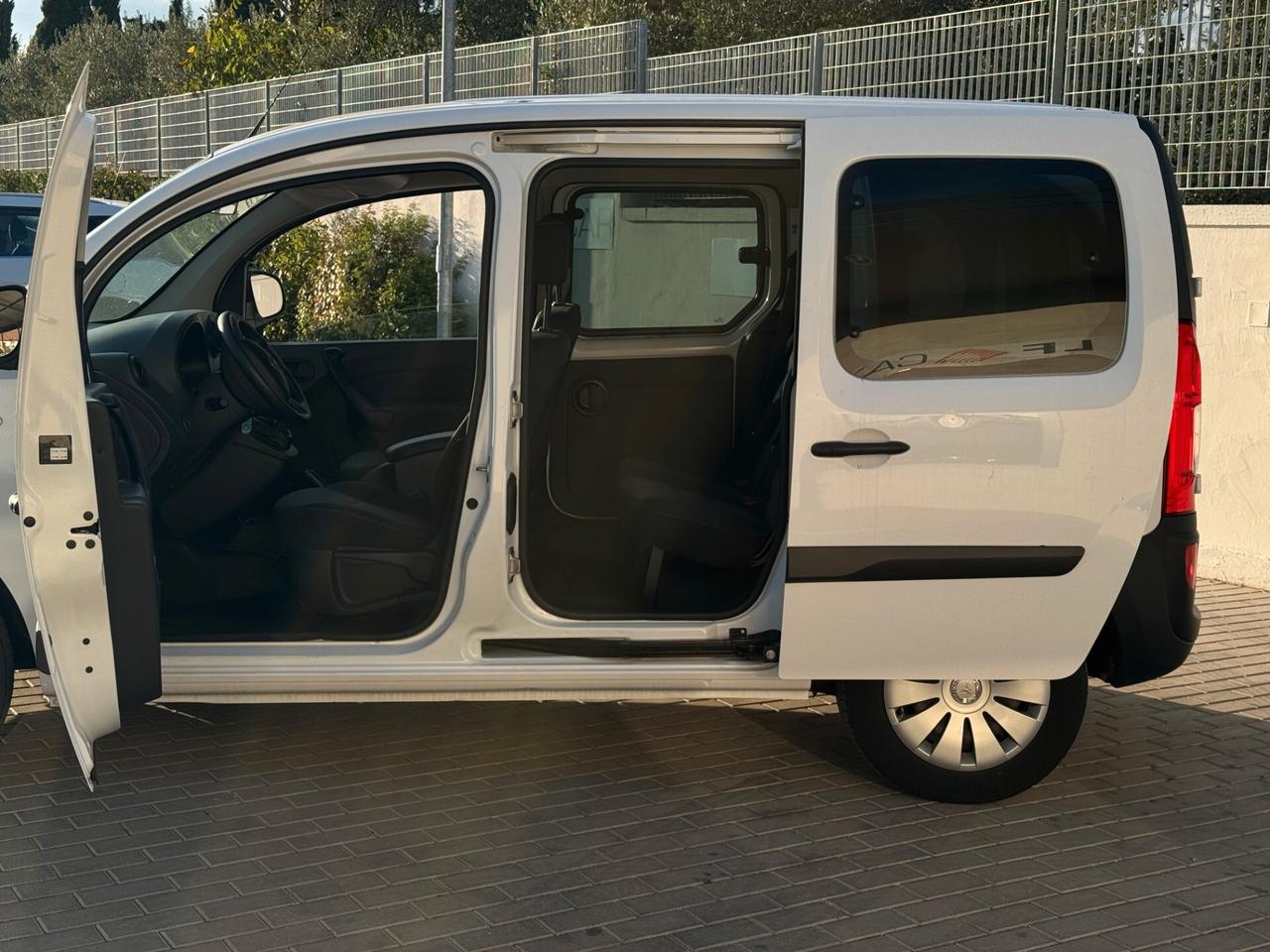 Mercedes-benz Citan 111 1.5 CDI Tourer (N1) autocarro 5 posti