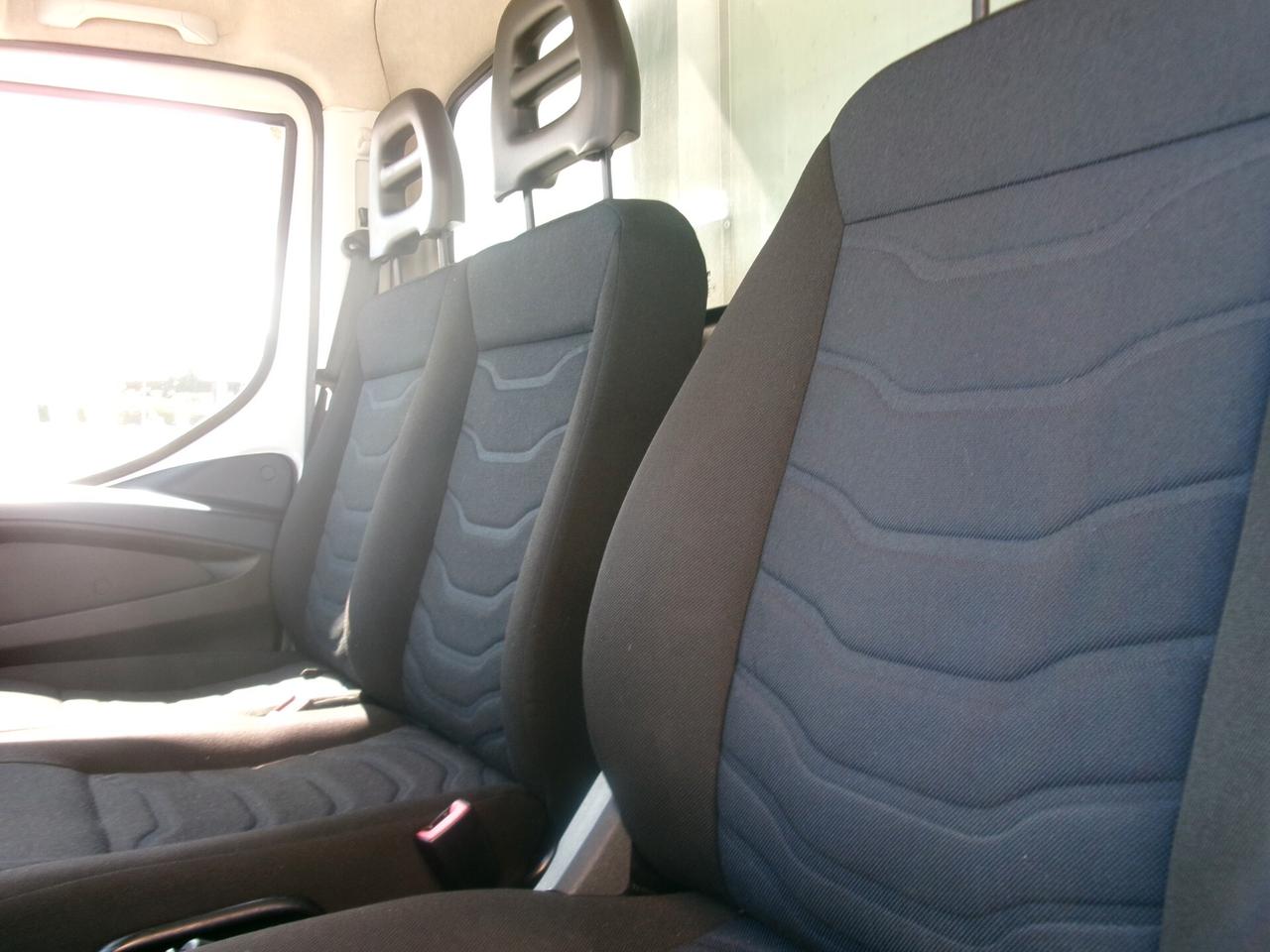 Iveco Daily 35C14 2.3 140CV E6 HI-MATIC FRIGO 7 PEDANE FRBX 06/2028 185000 KM