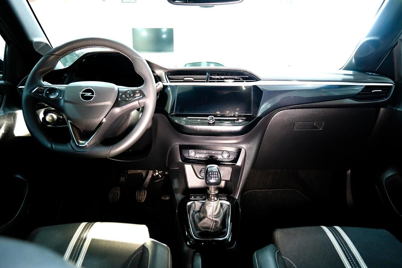 Opel Corsa 1.2T 100 v GSLine SPORT